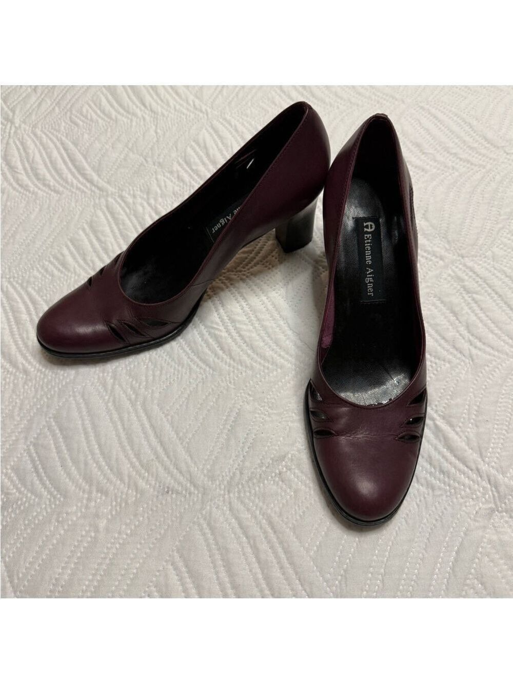 Etiene Aigner Women’s Plum Leather Heel Pumps. Siz3e 8.5